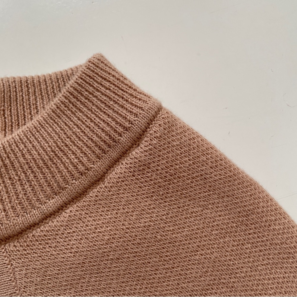 Calvin Klein Jeans Tan Brown Fall Cozy Knit Crew Neck Sweater, Size Medium - Picture 11 of 11